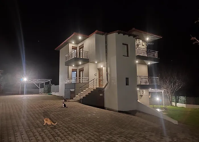 Kashmir Luxury 4*