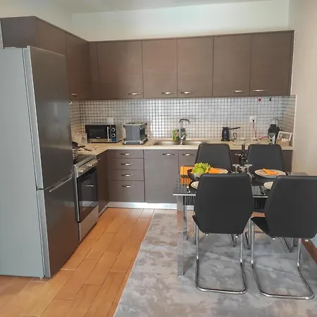 Kashmir Luxury Neos Marmaras