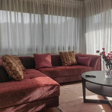 Kashmir Luxury Neos Marmaras