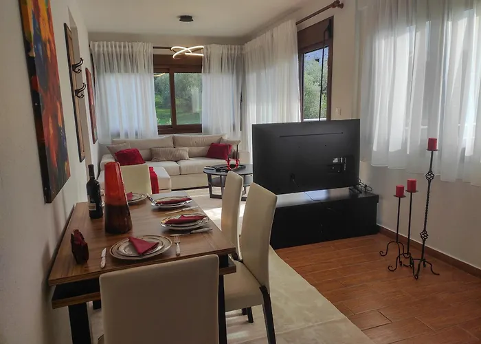 Apart-hotel Kashmir Luxury 4*