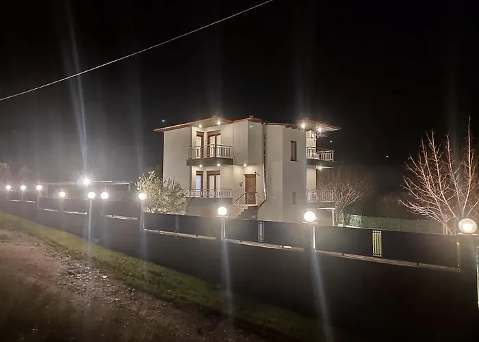 Kashmir Luxury Néos Marmarás